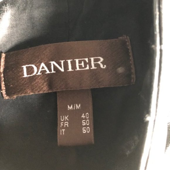 Danier Men's soft lamb leather jacket - Picture 4 of 9